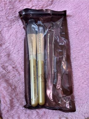 MOTD Cosmetics Gold Goddess 2 Piece Face Brush Set
